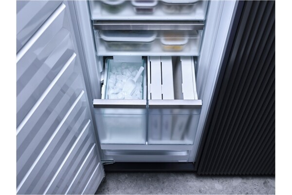 Miele FNS 7794 D Re NEU