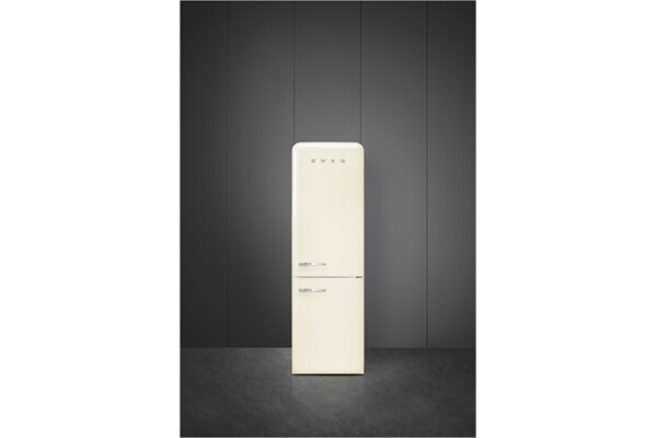 SMEG FAB32RCR6