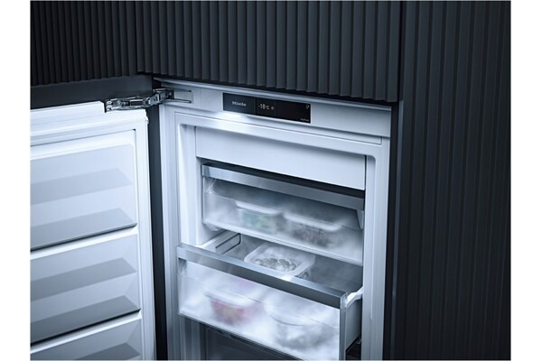 Miele FNS 7470 D