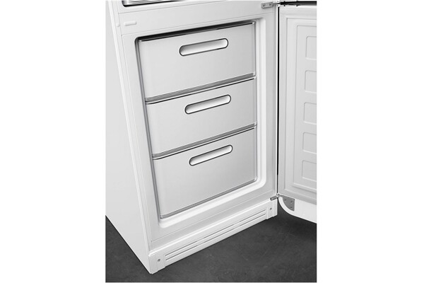 SMEG FAB32RWH5