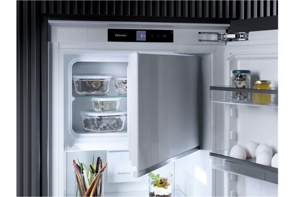Miele K 7798 C Rechts